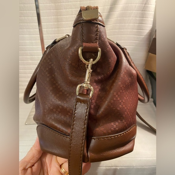 AUTHENTIC GUCCI DIAMANTÉ SUKEY LEATHER TWO WAY TOP HANDLE CROSSBODY - Picture 5 of 15